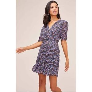 ASTR The Label Shirred Bottom ‘Fiona’ Floral Mini Dress - S
